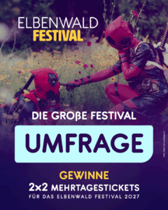 Zwei verkleidete Teilnehmer des Elbenwald Festivals inmitten einer blühenden Wiese. Der Text informiert über eine Umfrage mit der Chance, Mehrtagestickets für das Festival 2027 zu gewinnen. Bunt und einladend, ideal für Fans von Popkultur und Musik.